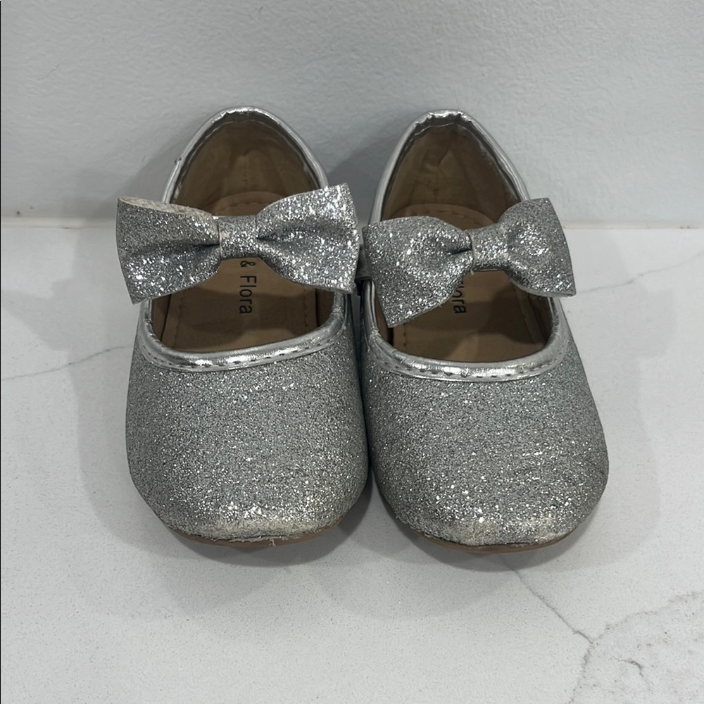 🦄5/25 Felix and Flora Sparkle Dress Shoes